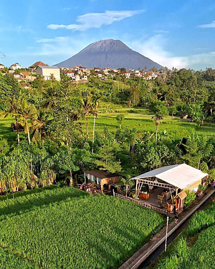 Camani Glamping