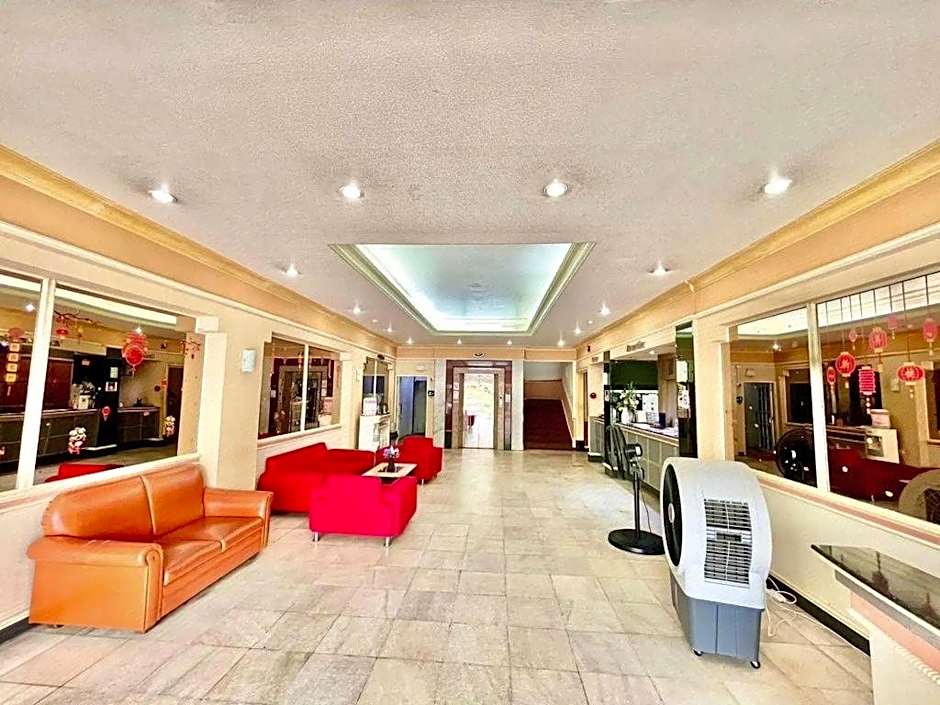 Sakura Budget Hotel