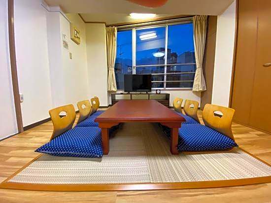 Yoyogi Apartment 2-401