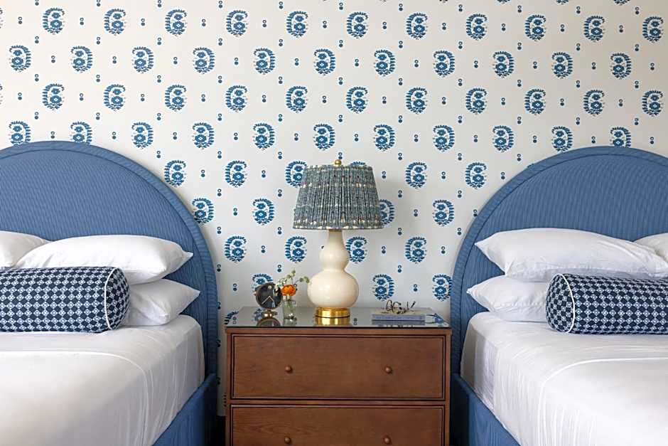 The George Hotel