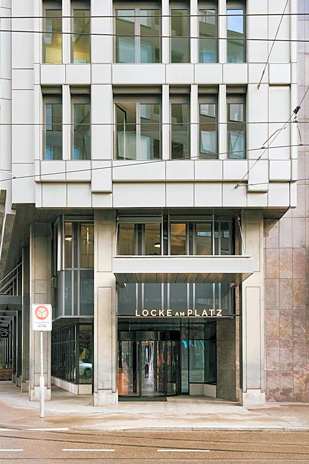 Locke am Platz Zurich