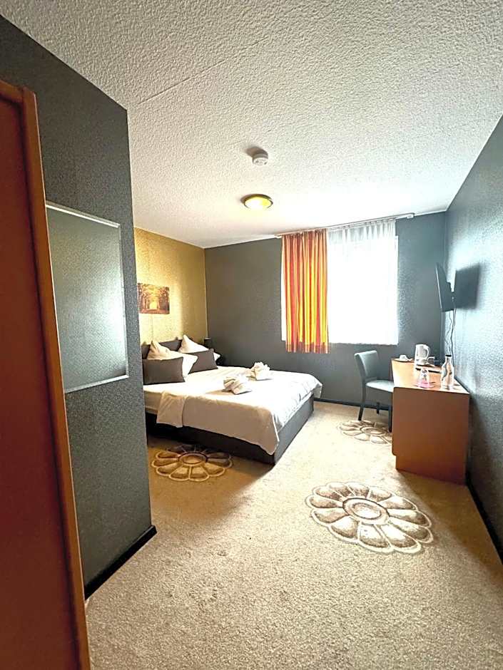 DUA Hotel