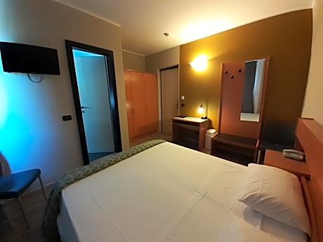 Double Room with Pool View