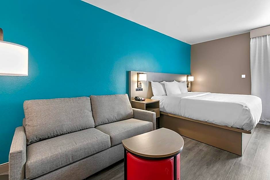 Comfort Inn & Suites