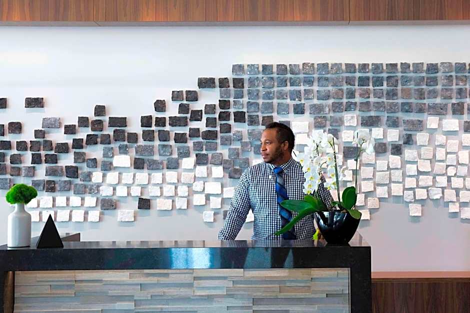 AC Hotel by Marriott Madison Downtown