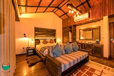 Deluxe Suite with Jacuzzi, 10% Discount on Food