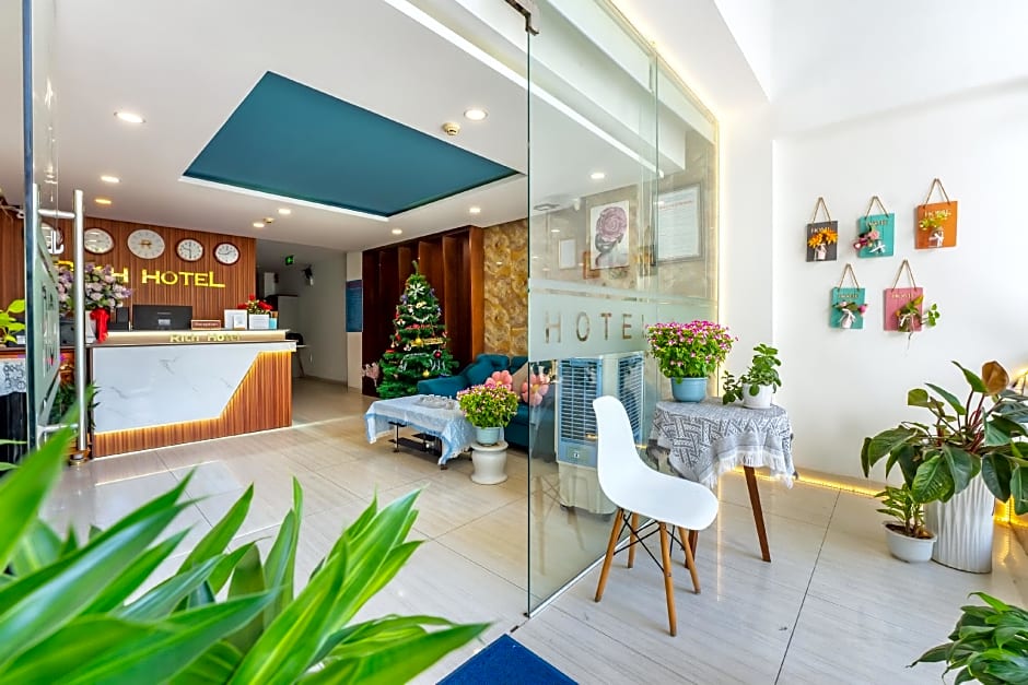 Rich Hotel Da Nang