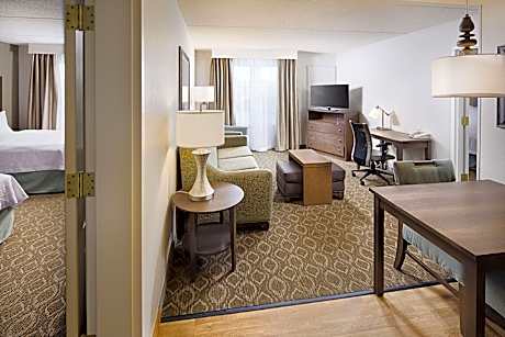 2 Qn Mobility/hearing Access Ri Shwr Ste Nsmk Vis Fire Alrm/door/phn Alrt - Ktchn - Sofabd Free Wifi