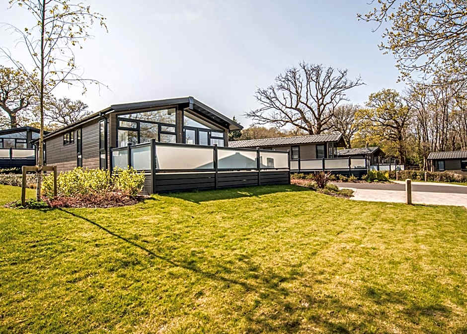 Woodside Coastal Retreat