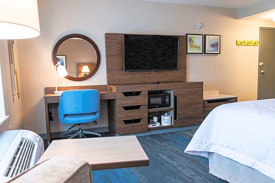 Hampton Inn By Hilton Paris IL