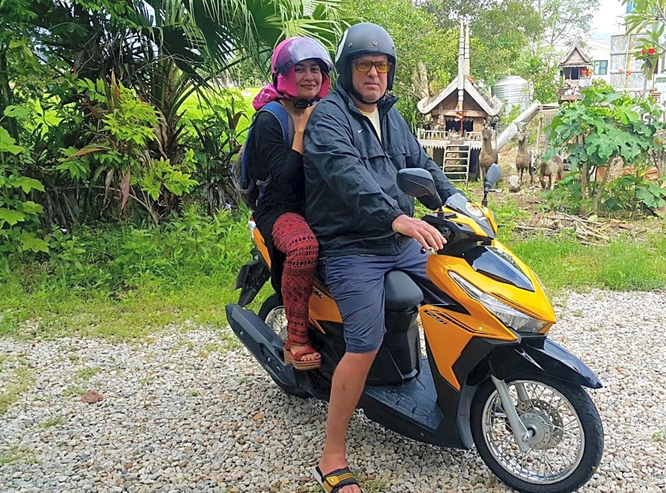 Tung Tong Homestay & Camping