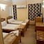 Applicators Hotel