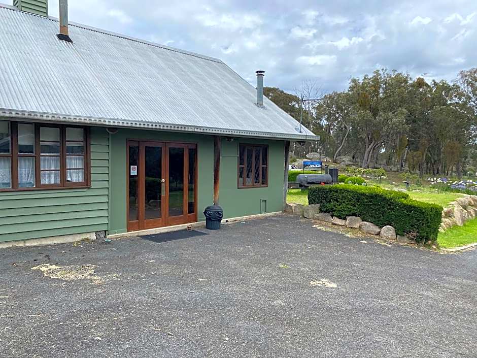 Girraween Country Inn