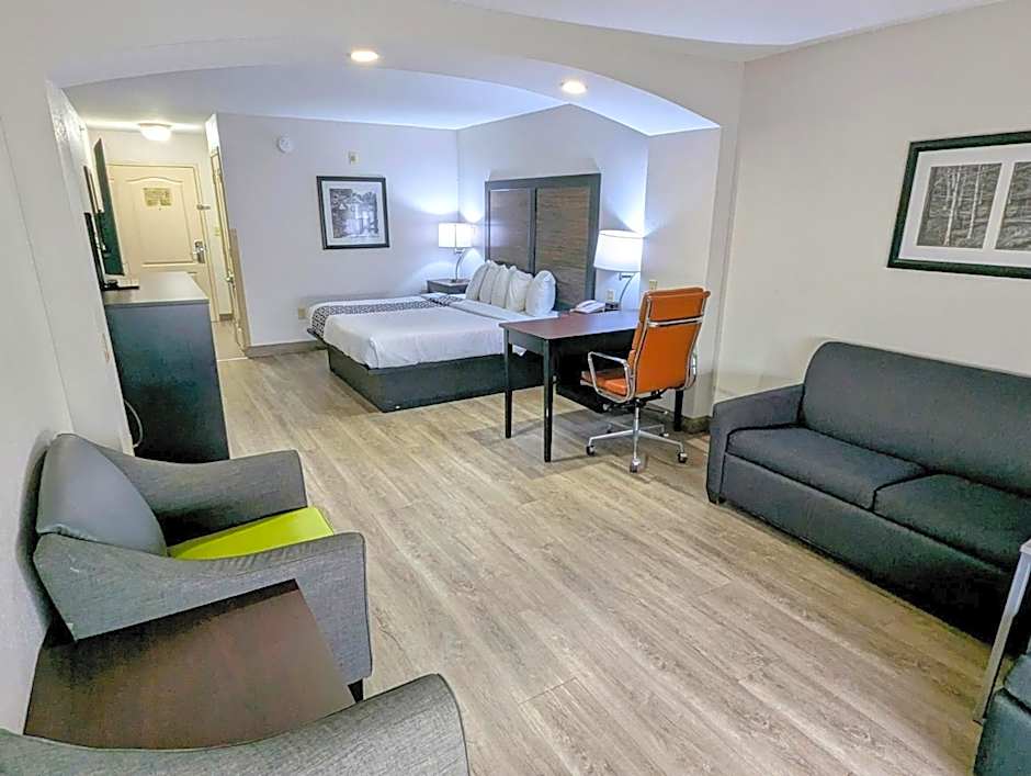 La Quinta Inn & Suites by Wyndham Prattville