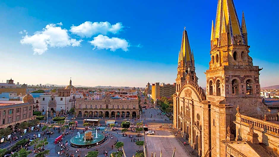 Voco Guadalajara Neruda By IHG