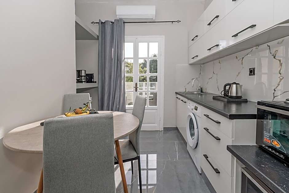 Pelithea Family Aparthotel