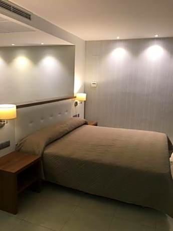 Suite, Jetted Tub