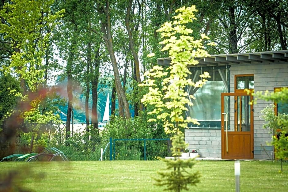 Natalia Rest domki & camp