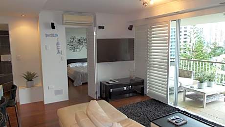 Superior One-Bedroom Apartment with Ocean View