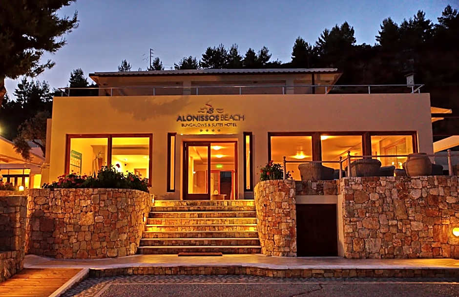 Alonissos Beach Bungalows And Suites Hotel