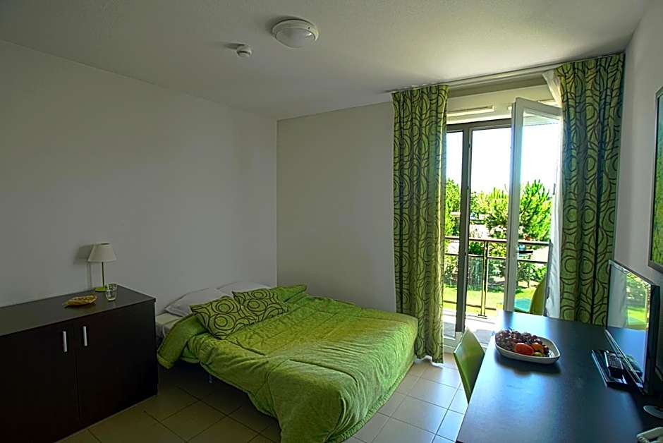 KOSY Appart'Hôtels - Campus Del Sol Esplanade