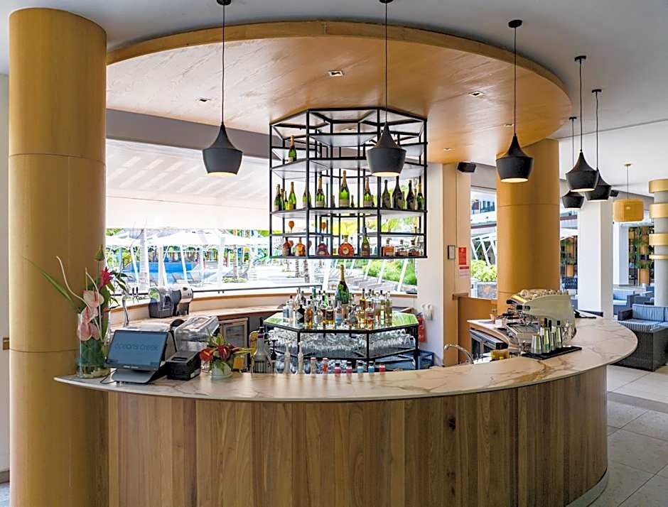 Ocean's Creek Beach Hotel