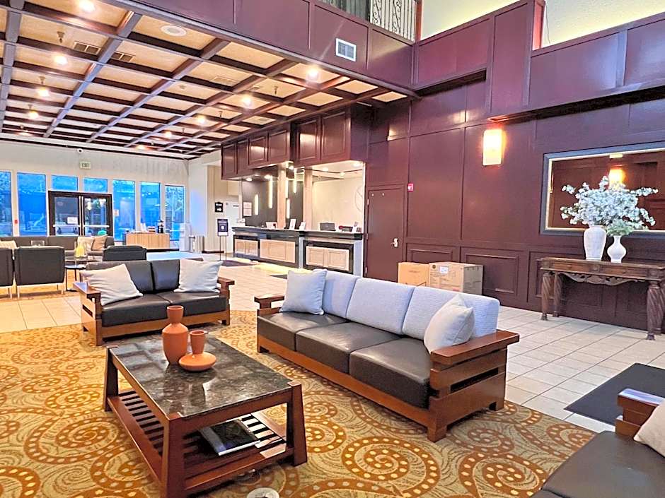 Ramada by Wyndham Tukwila Southcenter
