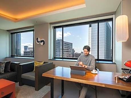 Superior Suite with Lounge Access