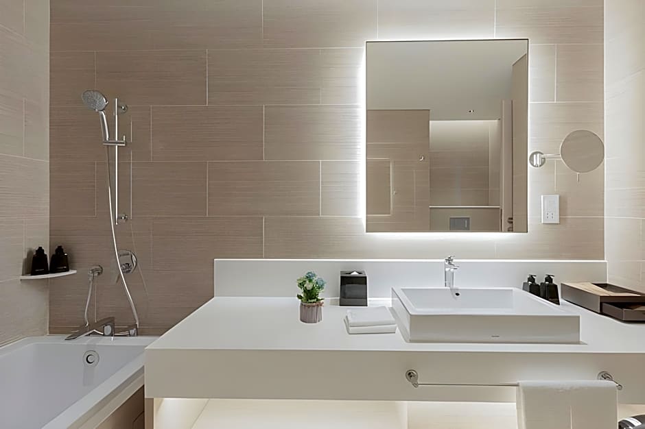 Zealax Hotel & Residence