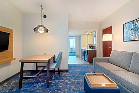 One-Bedroom Suite - Hearing Access