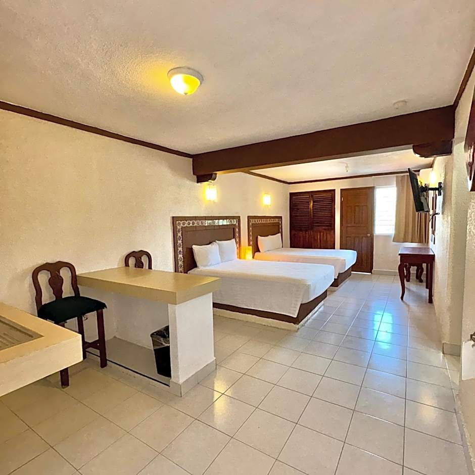 Suites Cancun Center