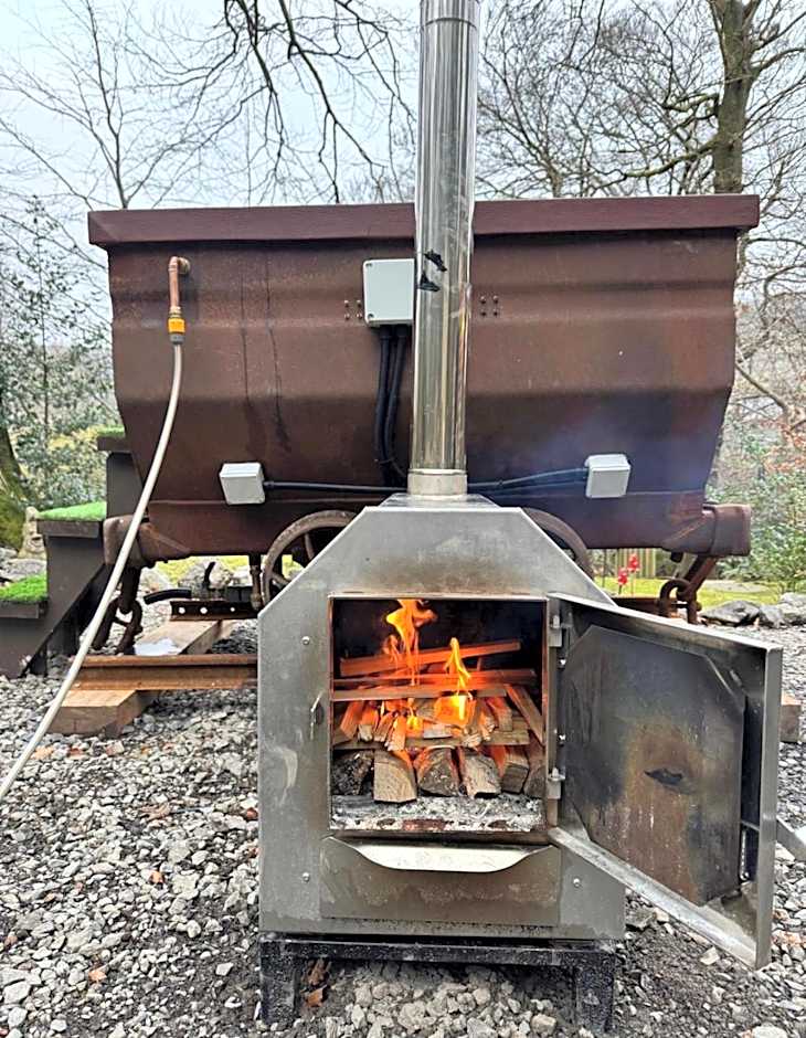 The Miners Log Cabin