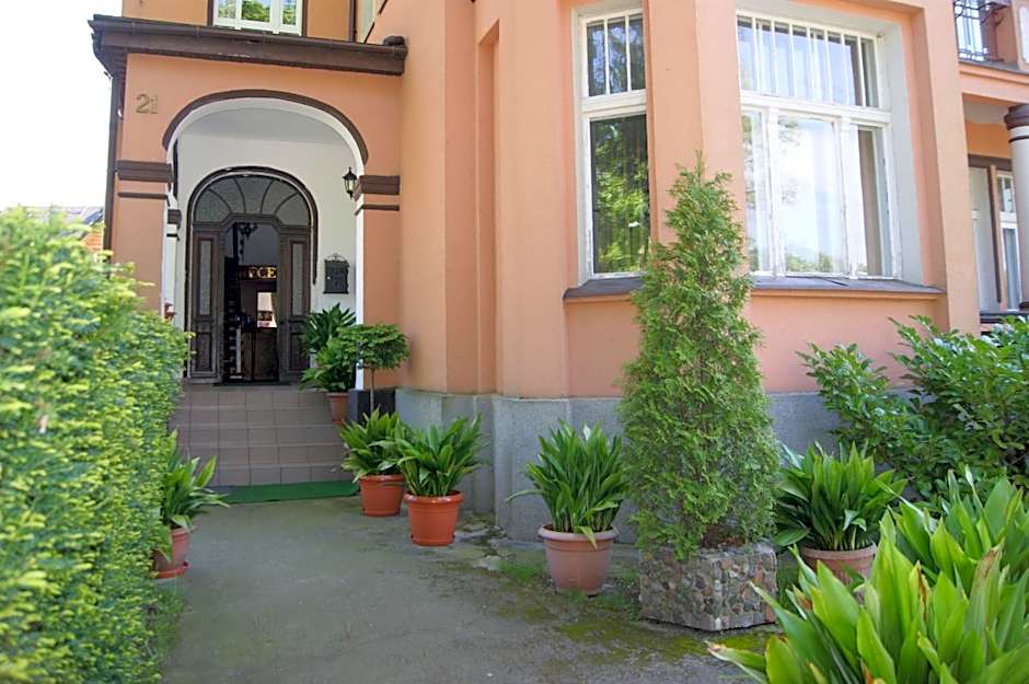 Pałacyk Srebrna Fala