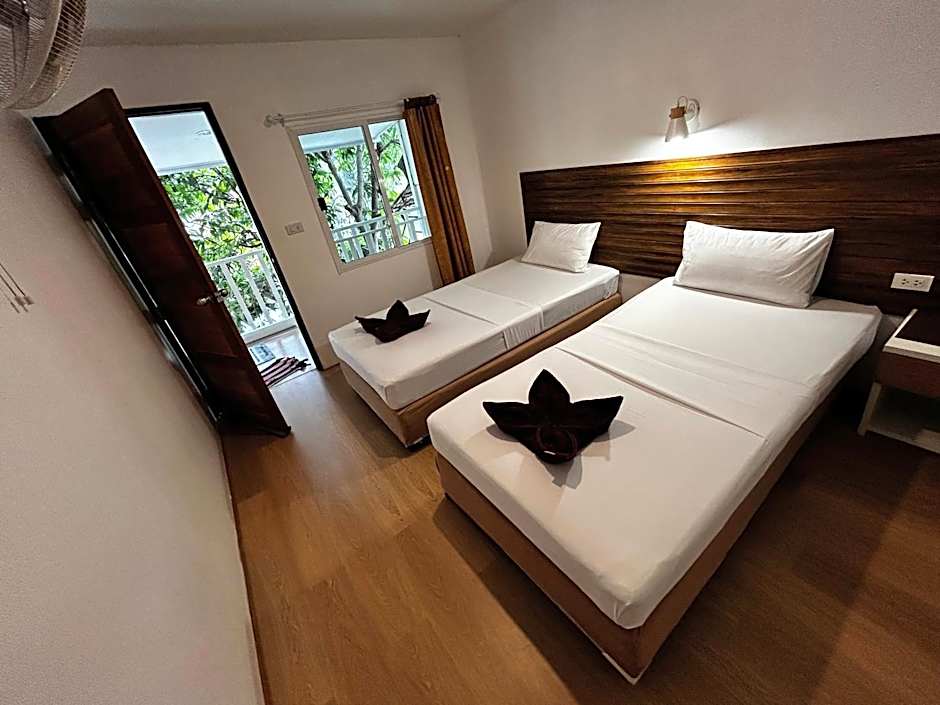 Foto 1 daripada 17 — Budget 2 Beds