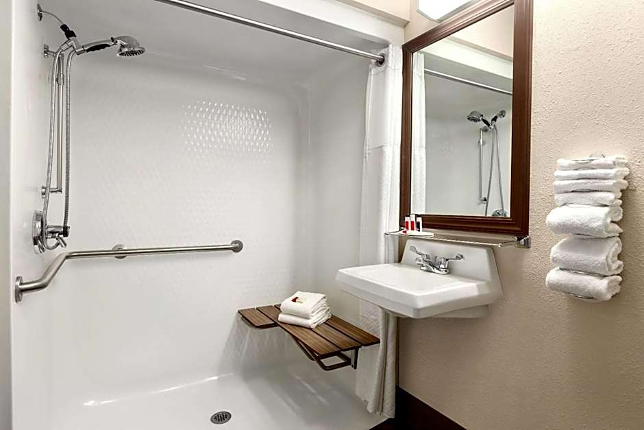 Baymont by Wyndham Monroe