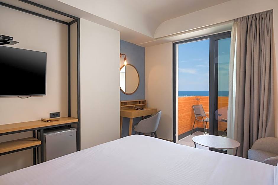 Hyperion City Hotel & Spa