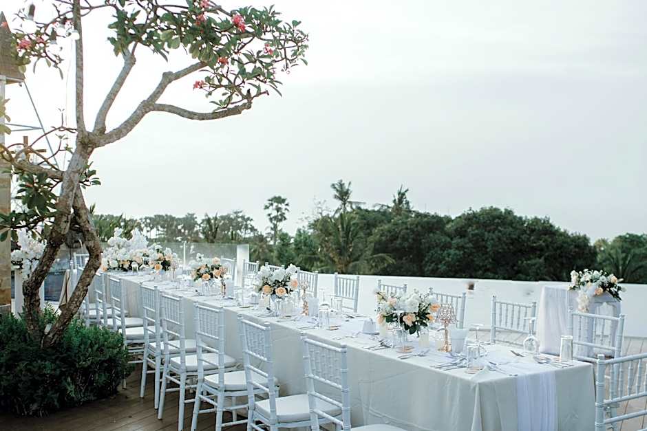 FOX Hotel Jimbaran Beach Bali