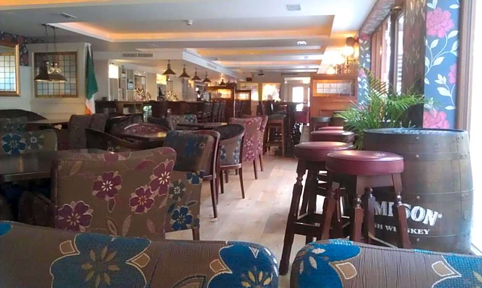 Forty Four Main Street