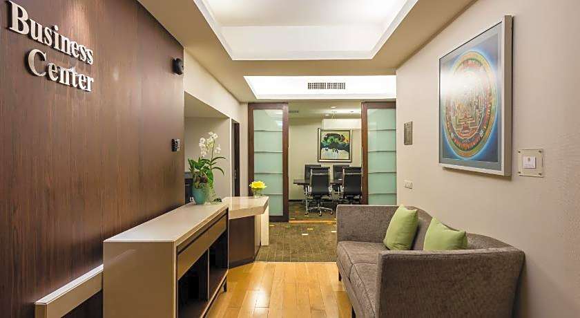 Emporium Suites By Chatrium