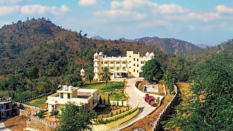 DOONGAR FORT 7 km From Ambaji