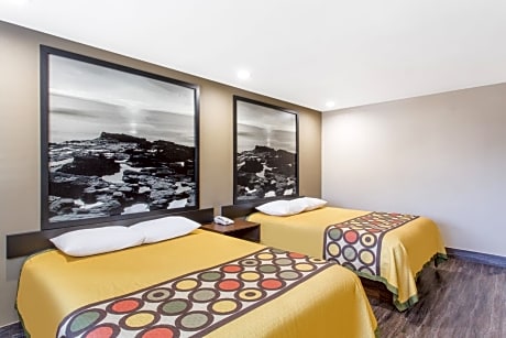 Queen Room with Two Queen Beds - Non-Smoking