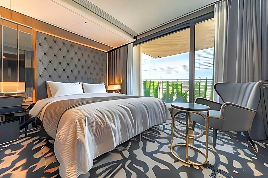 Best Louis Hamilton Hotel westbusan