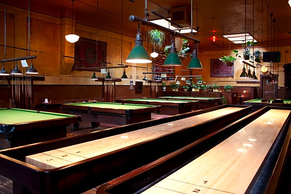 McMenamins Olympic Club