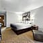 Super 8 by Wyndham Dubuque/Galena Area