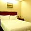 GreenTree Inn AnHui HuangShan She County HuiZhou Ancient City Middle HuangShan Road Business Hotel
