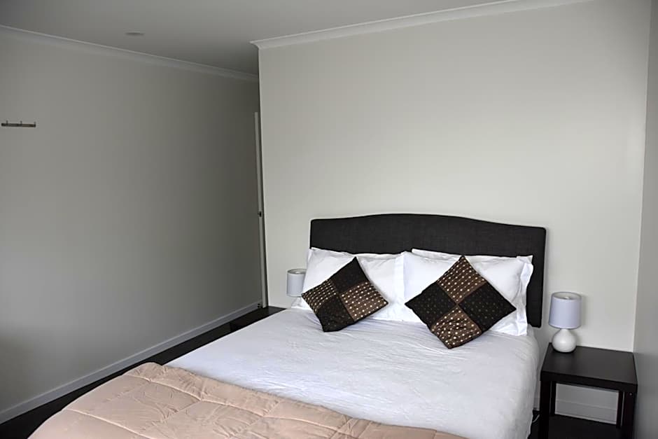 Summit Ridge Alpine Lodge