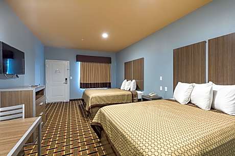 Scottish Inns & Suites - Crosby