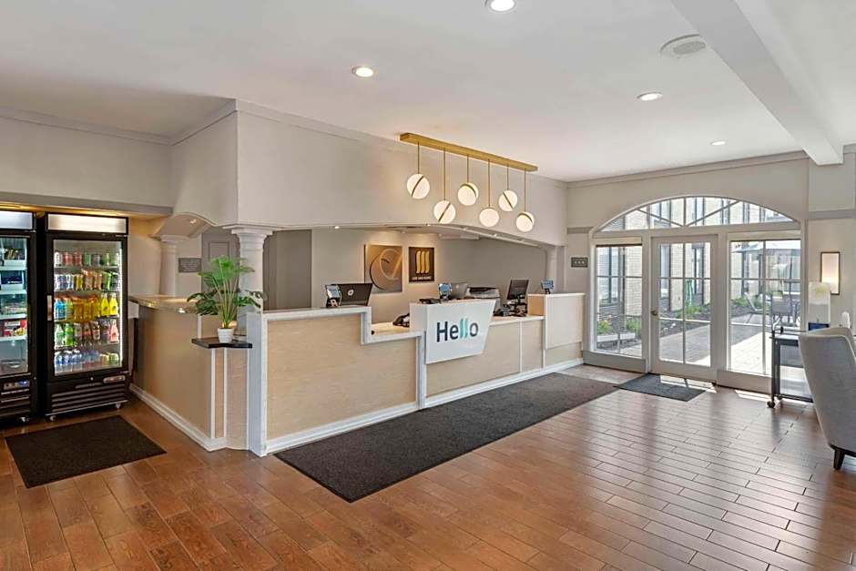 MainStay Suites MSP Airport - Mall Of America