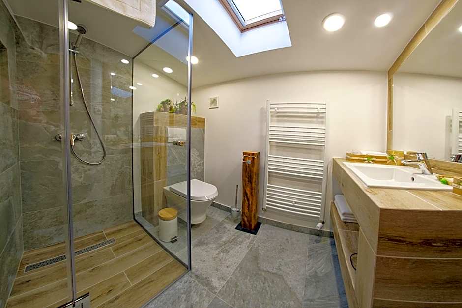 AQUARIUS BOUTIQUE HOTEL