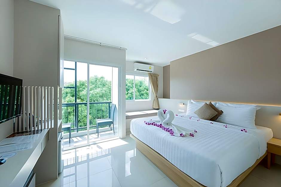 La Vista Patong Hotel